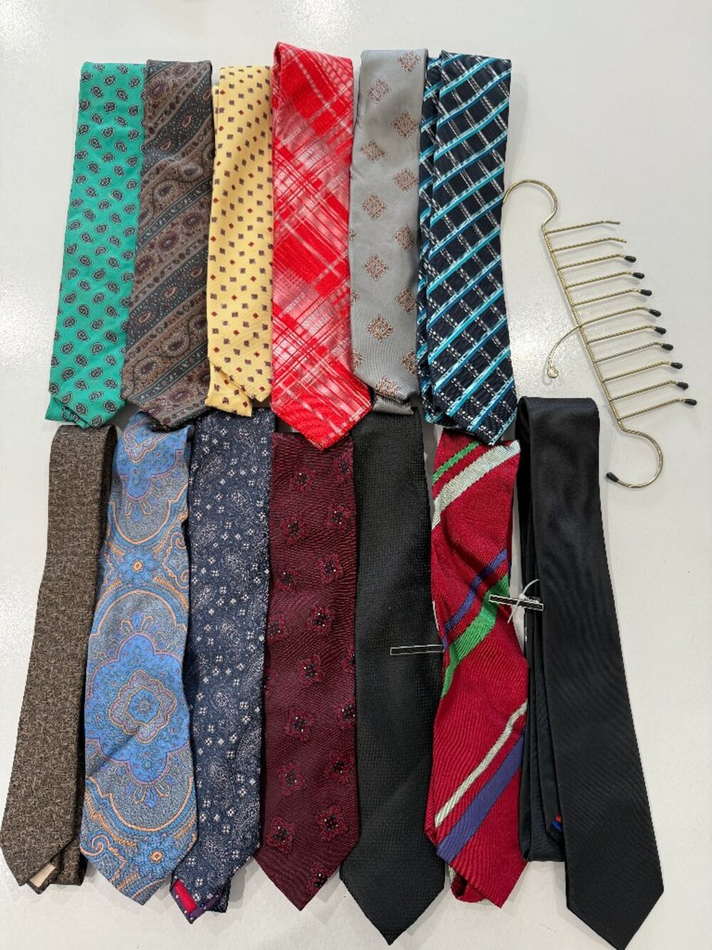 13 Mens Ties Bundle Lot Mixed Brands and Colors with Tie Hanger